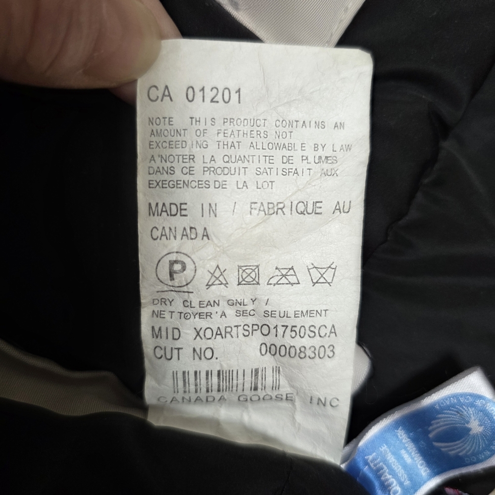 CANADA GOOSE | Cream Expedition Parka – Women’s XL - Picture 14 of 14